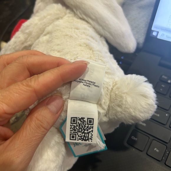 Bashful Red Love Heart Bunny JellyCat - Authentic - Brand New - Picture 5 of 7